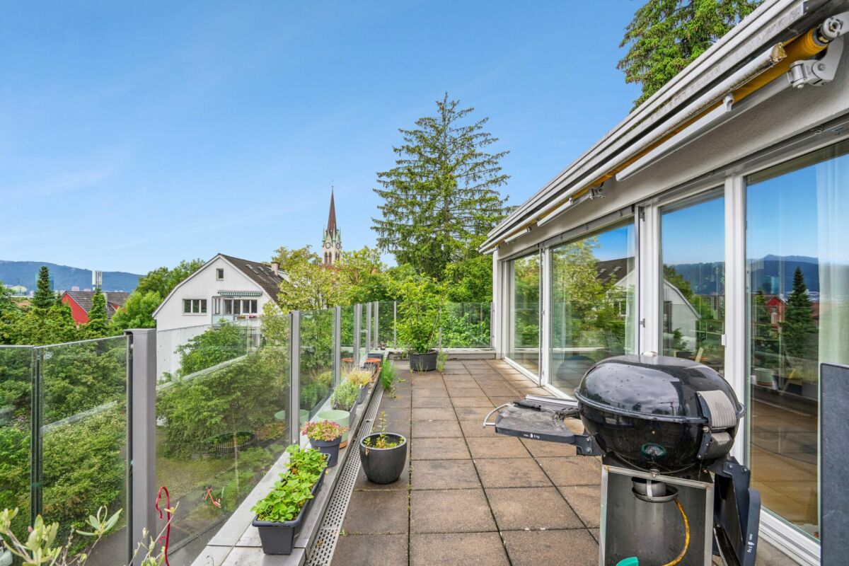 Verkaufte Wohnung mit grosser Terrasse in Zürich-Wipkingen