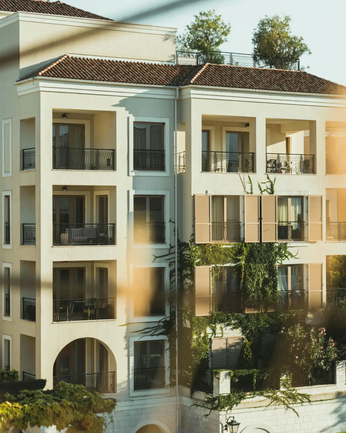 Hochwertige Innenarchitektur als Immobilienverkauf Motiv