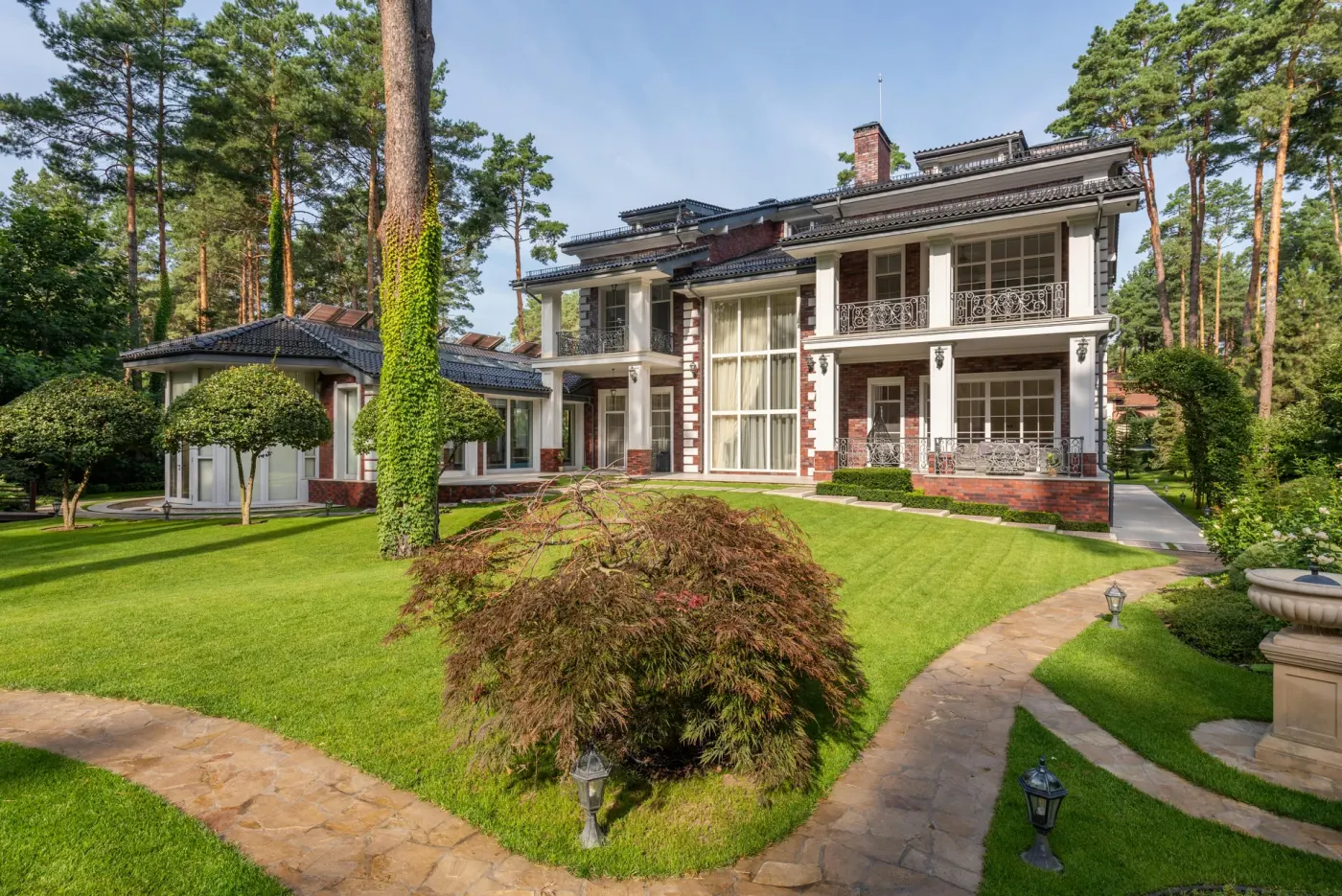 Immobilienlagen an der Goldküste vergleichen