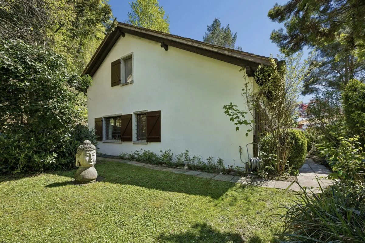 Das Haus von der Gartenseite