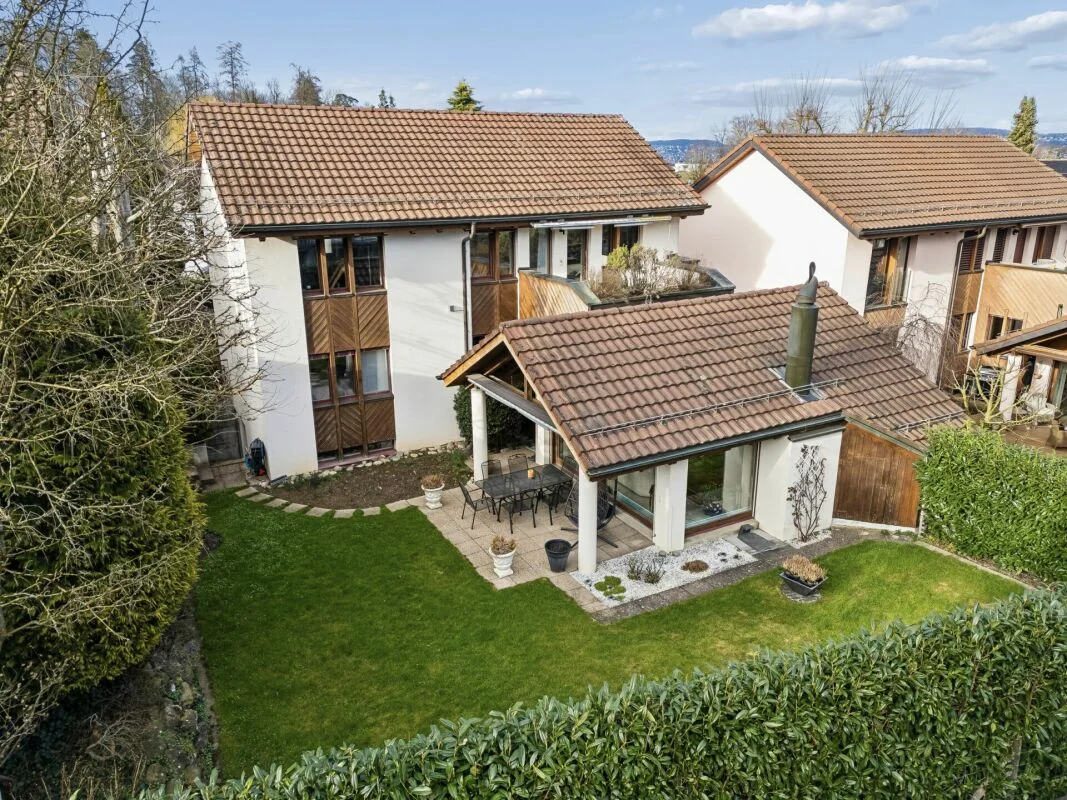 Grosszügiges 7-Zimmer-Haus mit Potenzial, Rüschlikon ZH – Ansicht 2