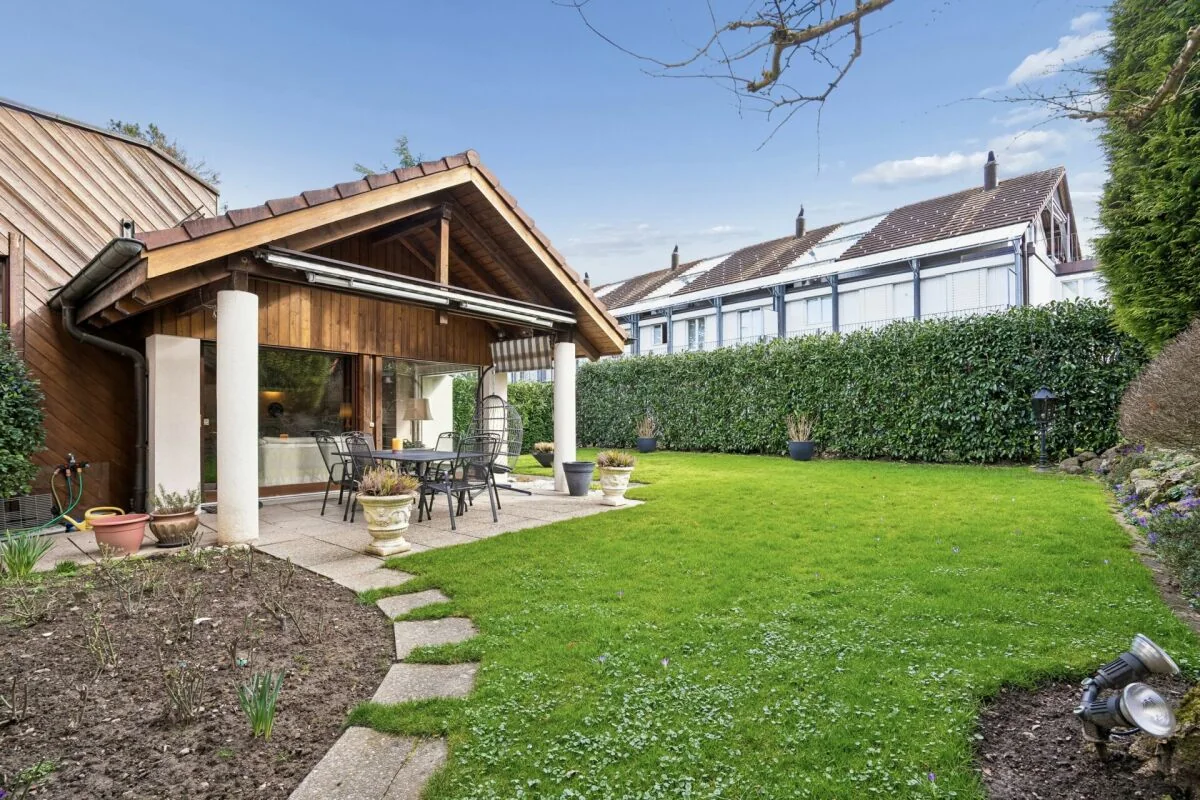 Grosszügiges 7-Zimmer-Haus mit Potenzial, Rüschlikon ZH – Ansicht 3