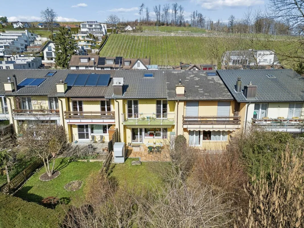 Gepflegtes Reihenmittelhaus mit Garten, Wilen bei Wollerau SZ – Ansicht 2