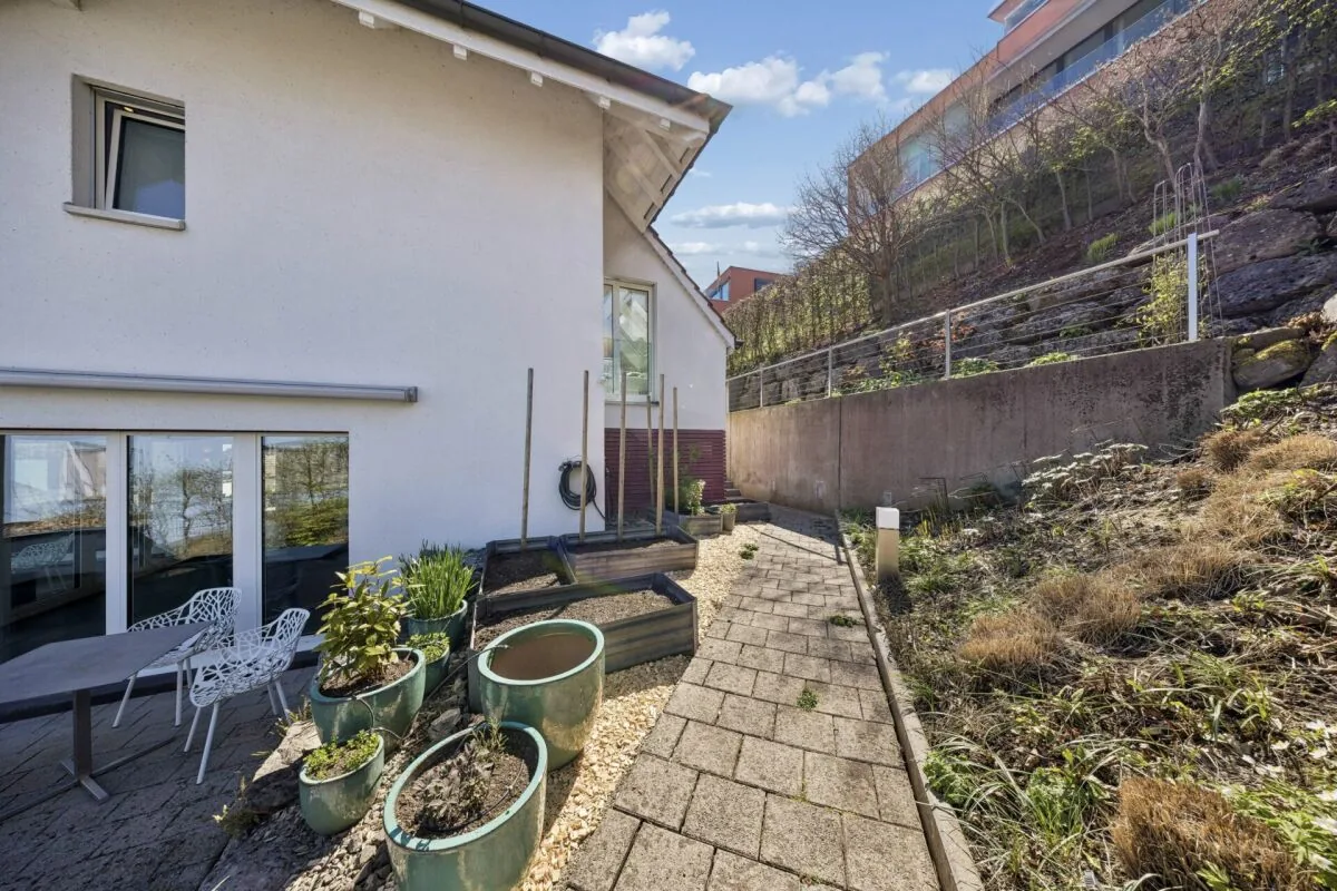 Einfamilienhaus mit unverbaubarer Seesicht in Bäch SZ, Bild 28