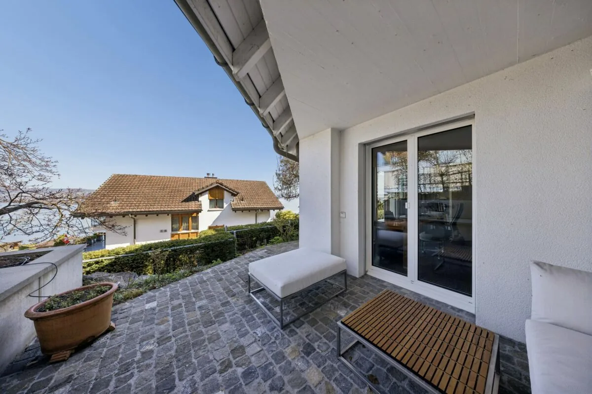 Einfamilienhaus mit unverbaubarer Seesicht in Bäch SZ, Bild 32