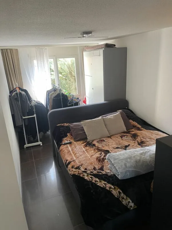 Ruhige und renovierte 5.5 Zimmer Gartenwohnung in Cham ZG, Bild 9